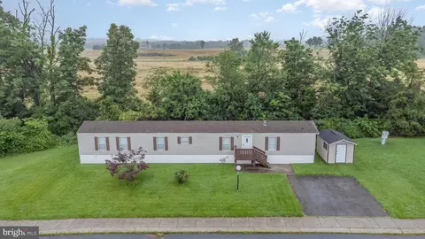 304 Ridge Rd, Elizabethtown, PA 17022