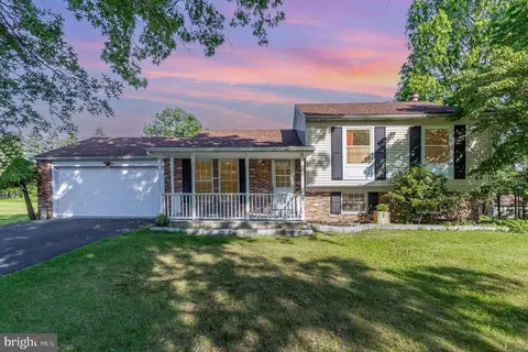 982 Galion St, Harrisburg, PA 17111