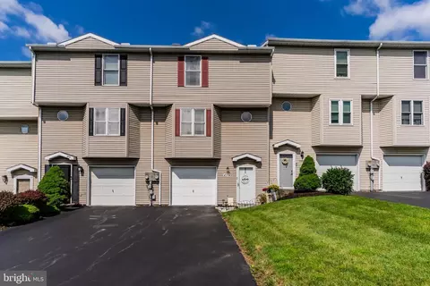 278 Chartwood Dr, Harrisburg, PA 17111