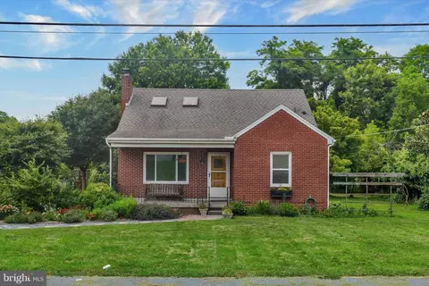 867 Elm St, Bressler, PA 17113