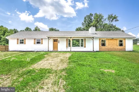 268 Mccorkel Rd, Hershey, PA 17033