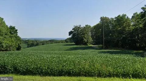 675 Oberlin Rd, Middletown, PA 17057