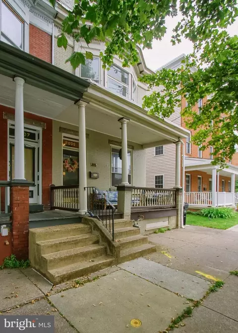 2005 Green St, Harrisburg, PA 17102