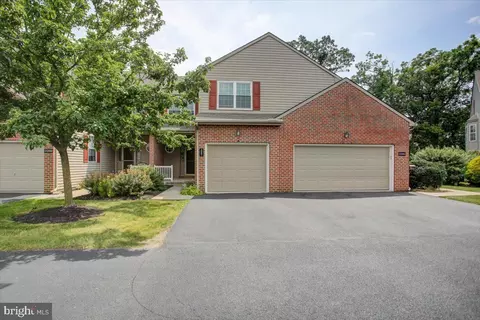 2267 Ionoff Rd, Harrisburg, PA 17110