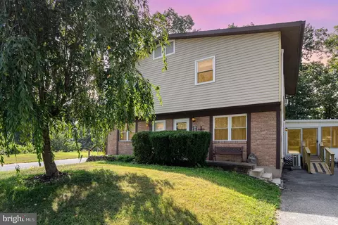 7951 Jefferson St, Hummelstown, PA 17036