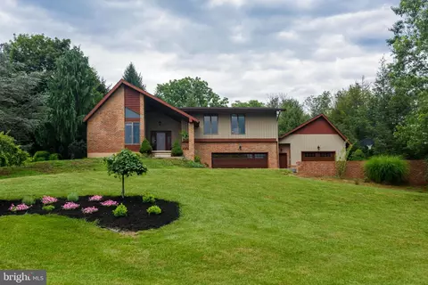 6550 Red Top Rd, Harrisburg, PA 17111