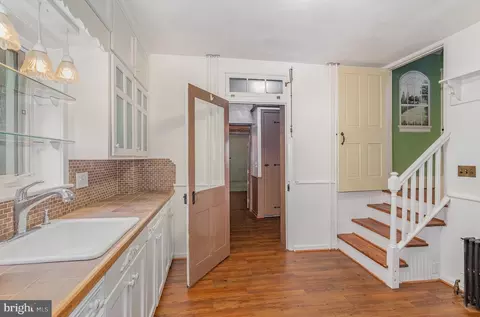 407 E Derry Rd, Hershey, PA 17033 photo 8