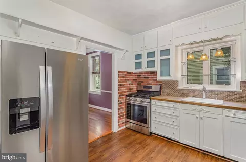 407 E Derry Rd, Hershey, PA 17033 photo 7
