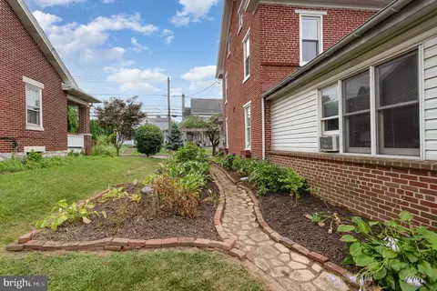 407 E Derry Rd, Hershey, PA 17033 photo 35