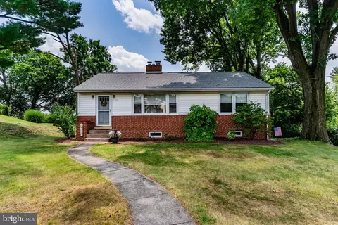 1107 Enterline Rd, Harrisburg, PA 17110
