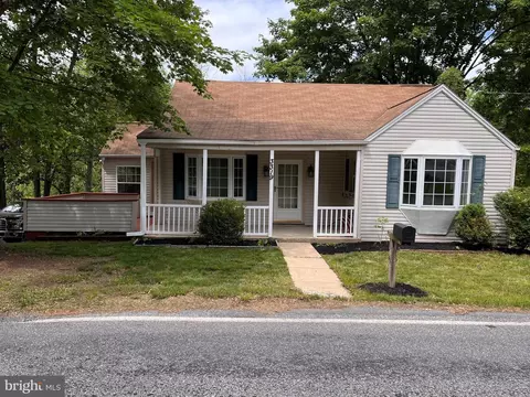 3319 Round Top Rd, Elizabethtown, PA 17022