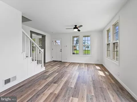 1430 E Derry Rd, Hershey, PA 17033 photo 5