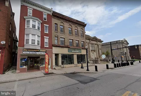 19 N Front St, Steelton, PA 17113