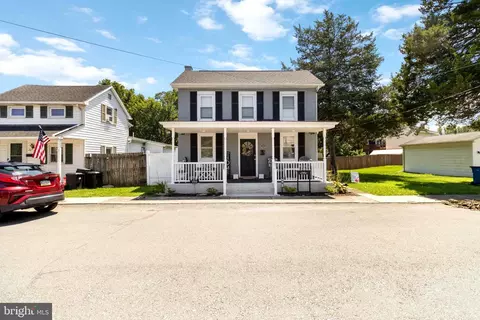 18 R Market St, Middletown, PA 17057