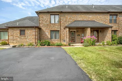 2408 Chadwick Ct, Harrisburg, PA 17110