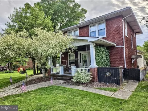 109 Spruce St, Middletown, PA 17057