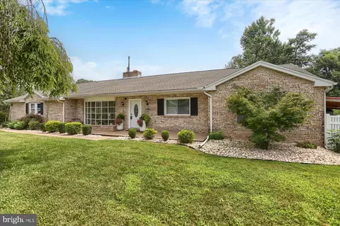 599 Claster Blvd, Dauphin, PA 17018