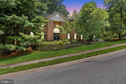 817 Appenzell Dr, Hummelstown, PA 17036