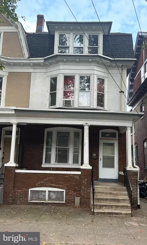 228 Emerald St, Harrisburg, PA 17110