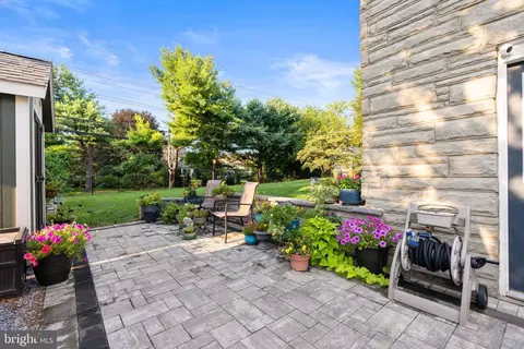 Exterior - 205 E Glenn Rd, Hershey, PA 17033 photo 6 of 14