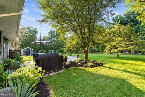 Exterior - 205 E Glenn Rd, Hershey, PA 17033 photo 3 of 14