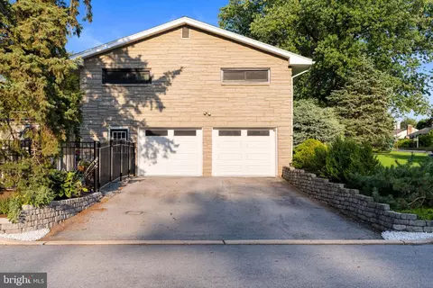 Exterior - 205 E Glenn Rd, Hershey, PA 17033 photo 5 of 14