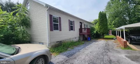 115 Remsburg St, Hummelstown, PA 17036