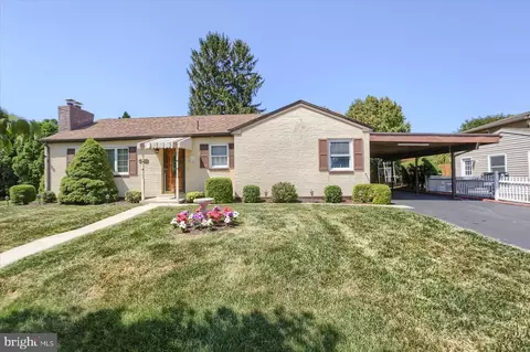 5108 Ridgeview Dr, Harrisburg, PA 17112