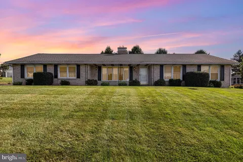 600 Rutland Dr, Harrisburg, PA 17111
