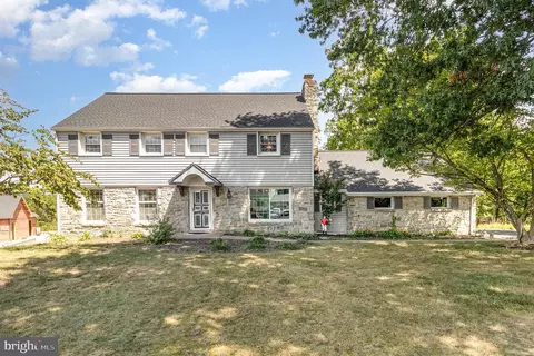 1341 Quail Hollow Rd, Harrisburg, PA 17112