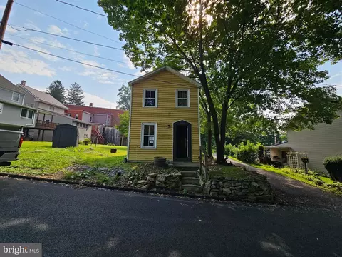 312 Plane St, Lykens, PA 17048