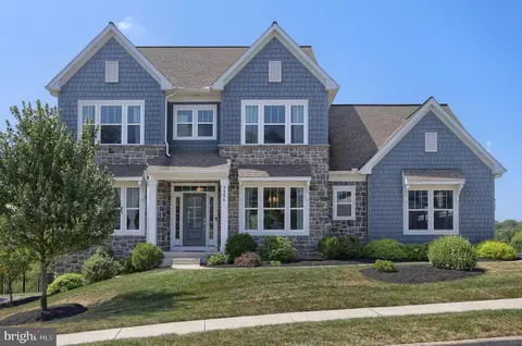 5354 Wilshire Rd, Harrisburg, PA 17112