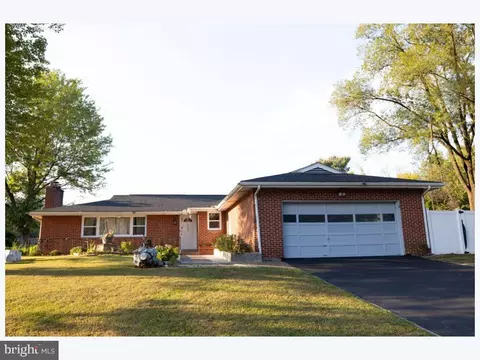 1504 Pelham Rd, Harrisburg, PA 17110