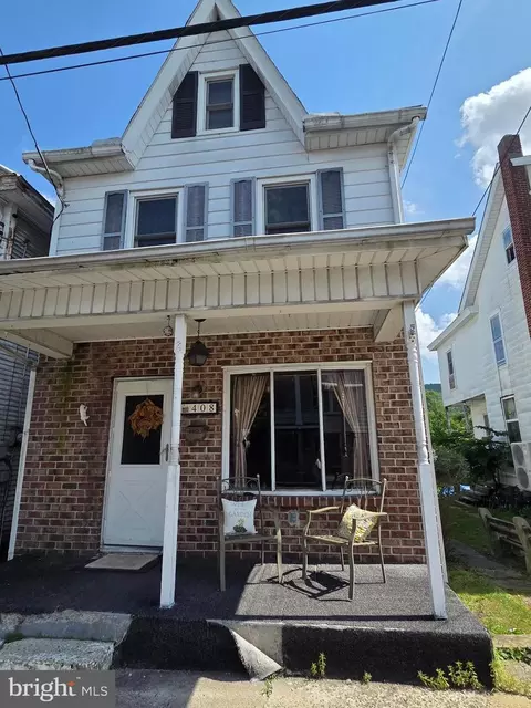 408 W Market St, Williamstown, PA 17098
