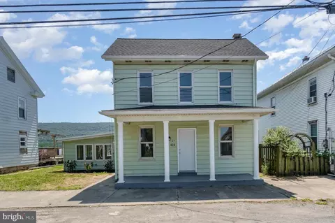 414 E Market St, Gratz, PA 17030