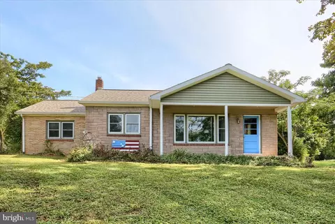 1175 N River Rd, Halifax, PA 17032