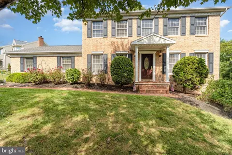 873 Buttermilk Ct, Harrisburg, PA 17111