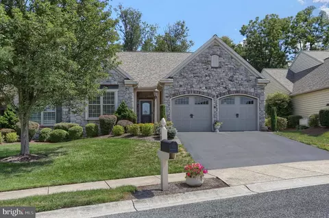 403 Village Way, Harrisburg, PA 17112