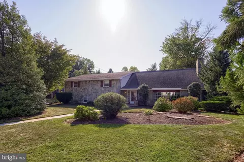 310 Cedar Ave, Hershey, PA 17033