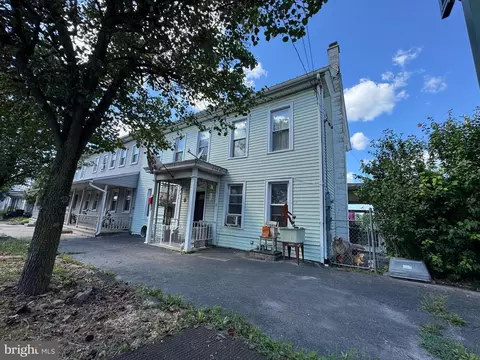 13 W Market St, Gratz, PA 17030