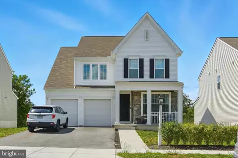 1738 Bradley Dr, Harrisburg, PA 17110