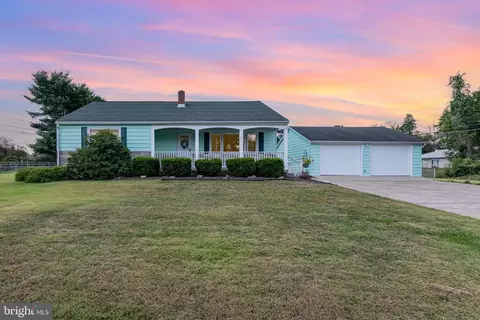 1500 Nittany Ln, Harrisburg, PA 17109