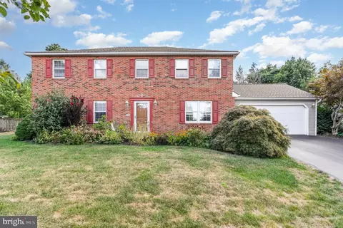 2013 Verona Dr, Harrisburg, PA 17110