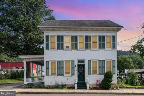 106 W Main St, Elizabethville, PA 17023