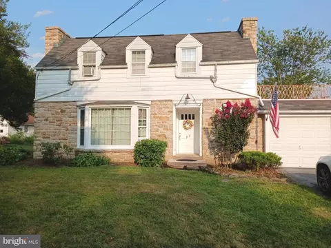 212 Wood St, Harrisburg, PA 17109