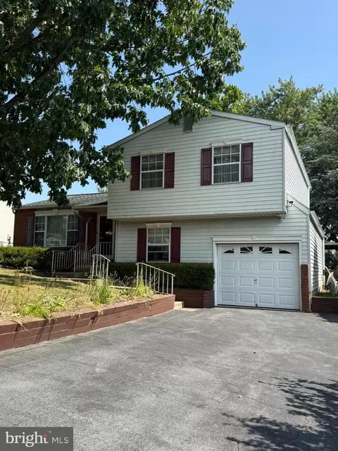 381 N 50th St, Harrisburg, PA 17111