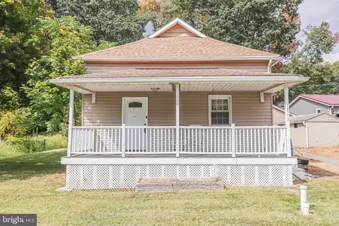 1213 W Market St, Williamstown, PA 17098