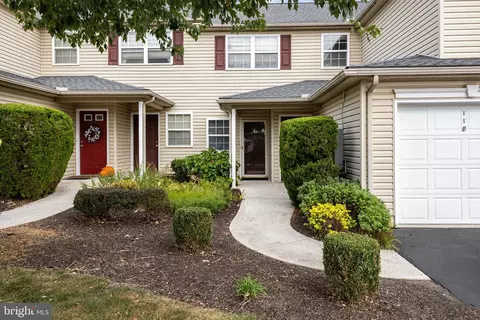 116 Sparrow Rd, Hummelstown, PA 17036