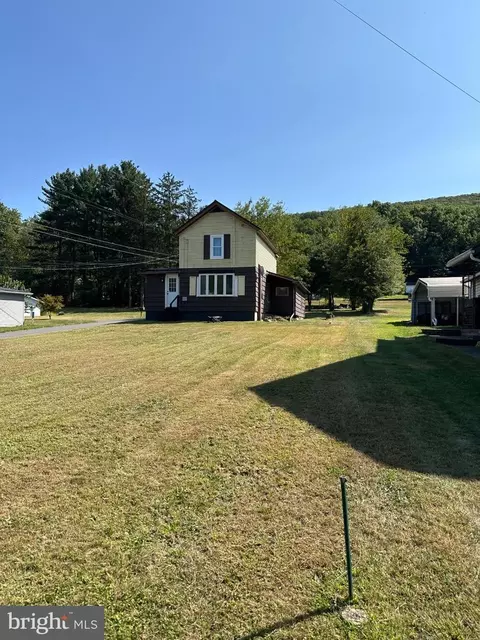 123 S S Edward St, Lykens, PA 17048