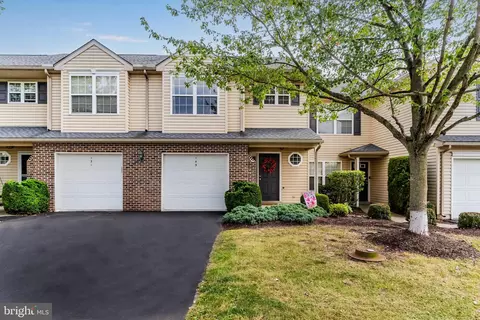 149 Cardinal Ln, Hummelstown, PA 17036